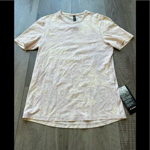 Lululemon 5 Year Basic Tee in Cloudy Wash Misty Pink Size Small